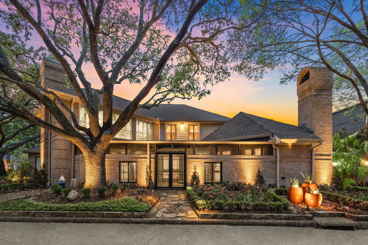 Equipment rentals in Memorial Villages