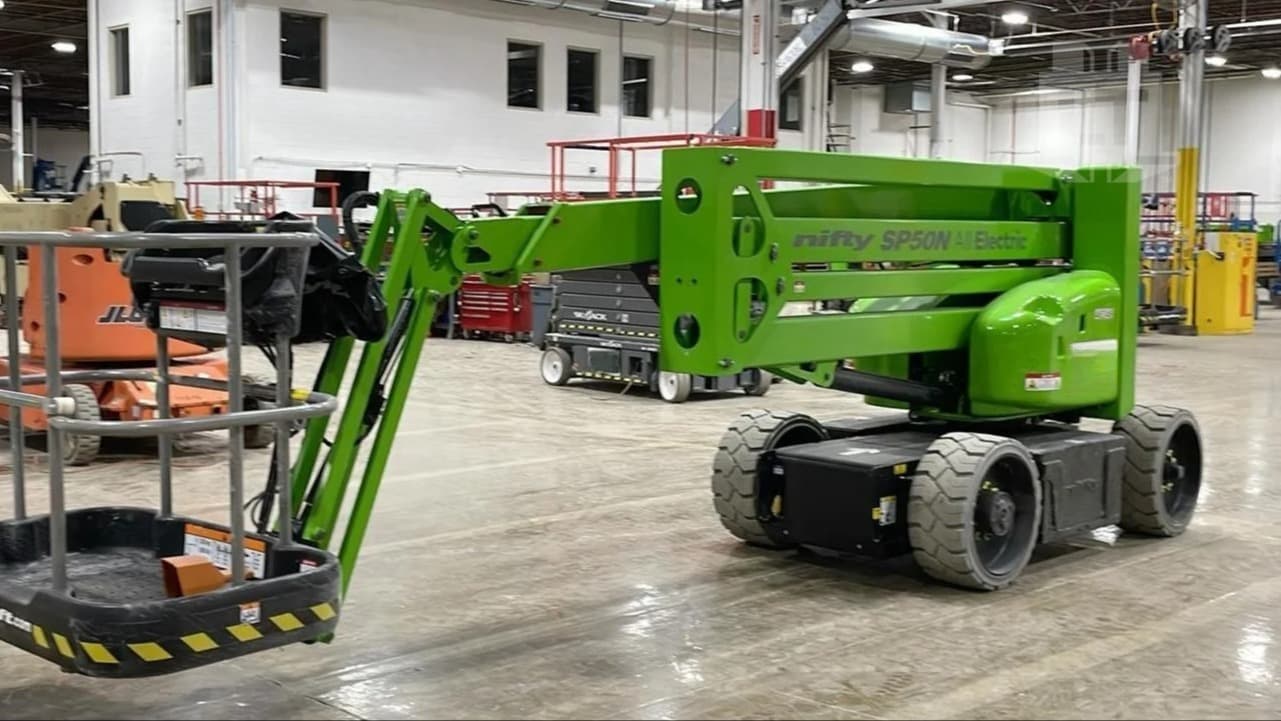 Articulated Boom Lift