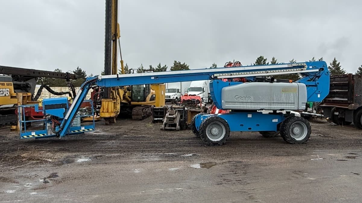 Articulated Boom Lift