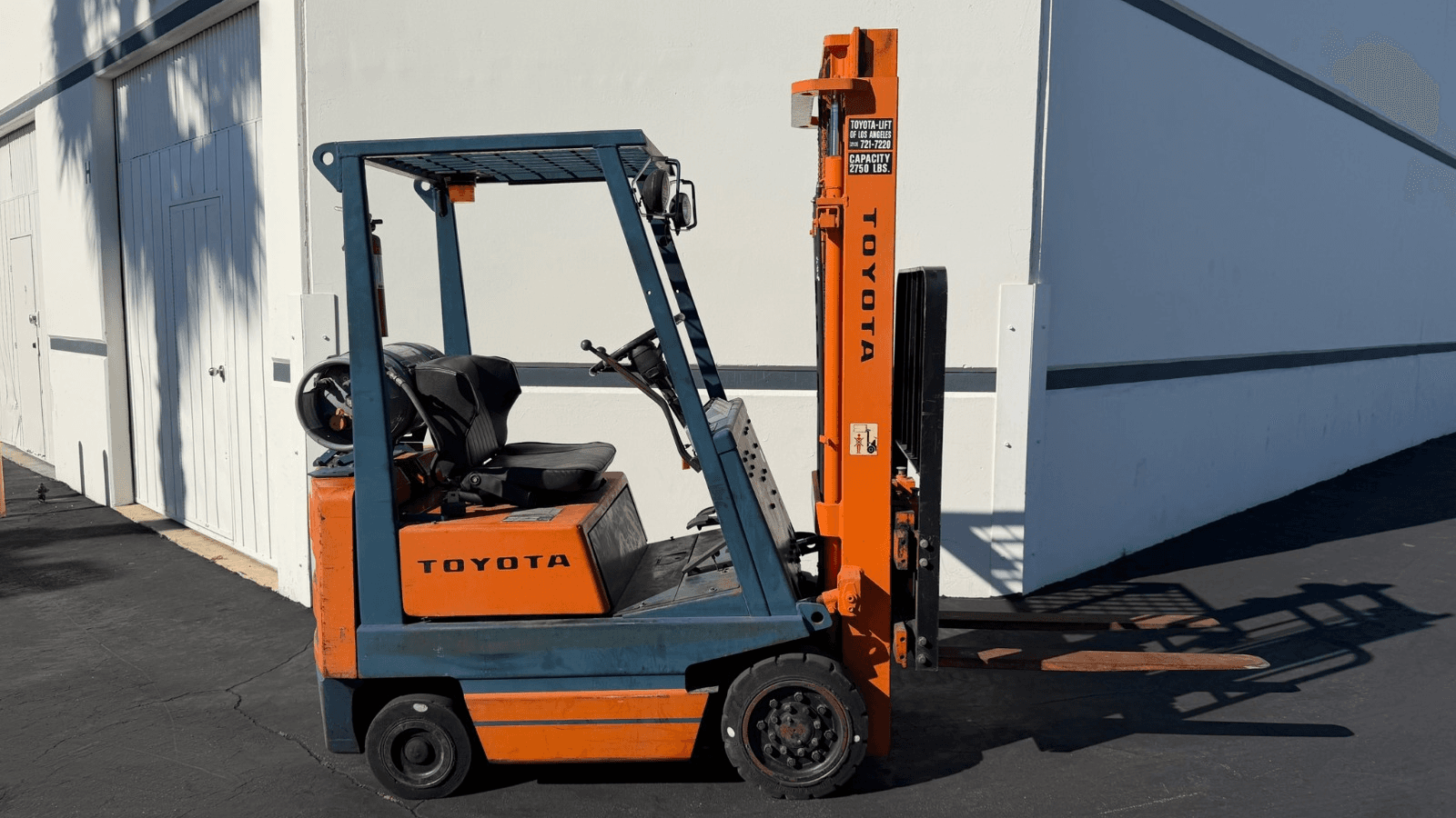 Forklift