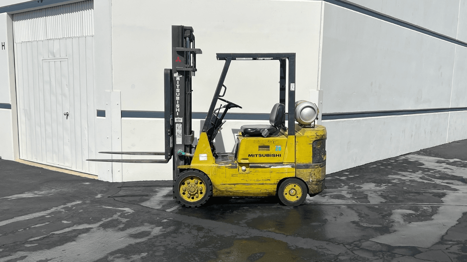 Forklift